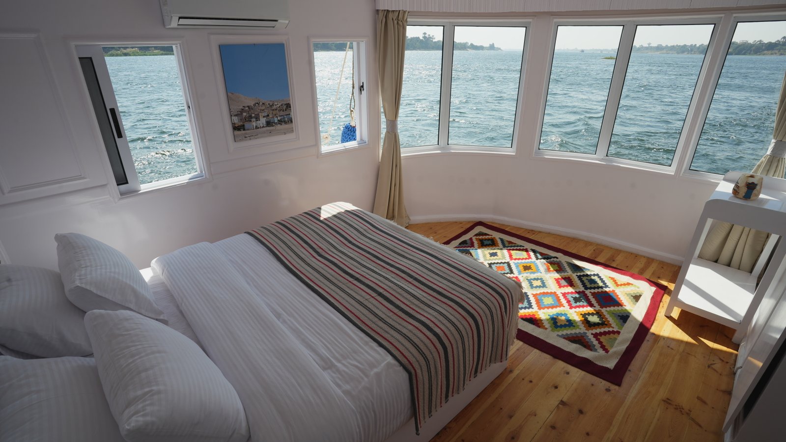 Soul of the Nile luxury suite interior photo 3